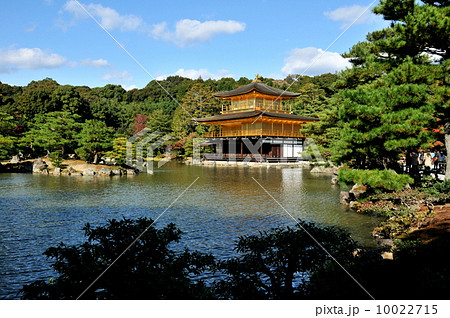 京都　世界遺産　金閣寺 10022715