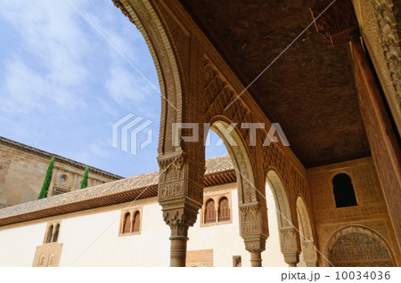 スペイン グラナダ アルハンブラ宮殿 ナスル朝宮殿 コマレス宮 スペイン グラナダ アルハンブラ宮殿 ナスル朝宮殿 コマレス宮 10034036