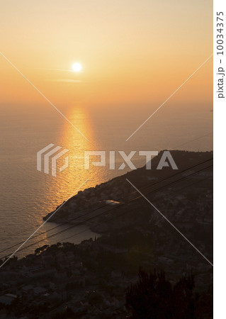 ドゥブロブニクに沈む夕陽 Sunset in Dubrovnik ドゥブロブニクに沈む夕陽 Sunset in Dubrovnik 10034375