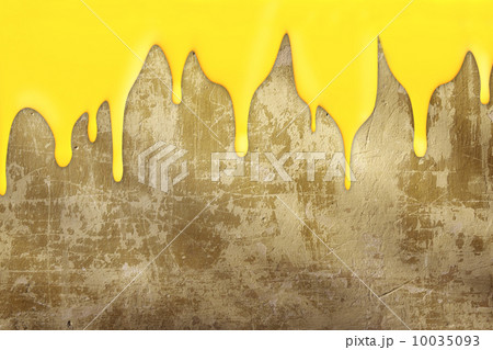 paint of yellow color on stucco wall 10035093