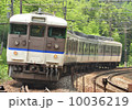 電車　鉄道　通過 10036219