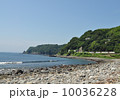 海　電車　通過 10036228