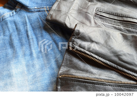 革ジャンとジーンズ 10042097