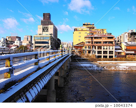 雪の三条大橋 10043374