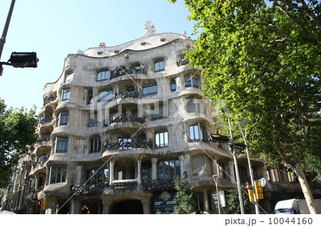 カサ・ミラ、カサミラ、スペイン、バルセロナ カサ・ミラ、カサミラ、スペイン、バルセロナ 10044160