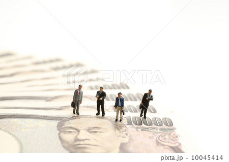 お金と働く人々 お金と働く人々 10045414