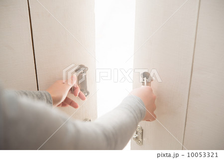 ドア ドア 10053321