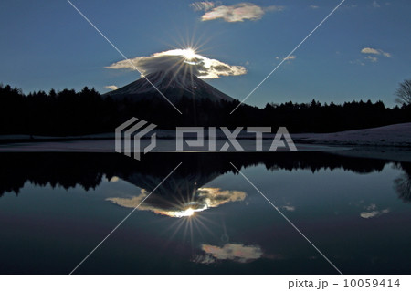 笠雲の上のダイヤモンド 10059414