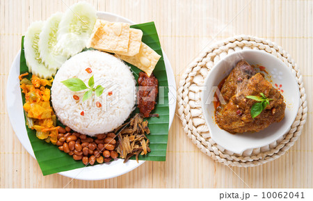 Nasi lemak hot and spicy 10062041