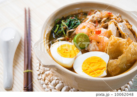 Singapore prawn mee 10062048