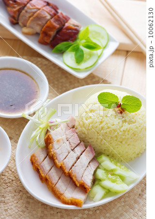 Siu Yuk or crispy roasted belly pork 10062130