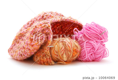 Knitting 10064069