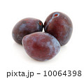 Plums 10064398