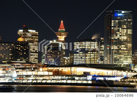Christmas night scene of downtown Vancouver, Canada Christmas night scene of downtown Vancouver, Canada 10064696