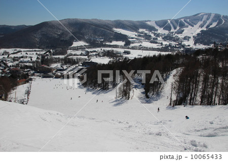 菅平高原スキー場の日の出ゲレンデ上部から 10065433