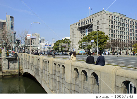 淀屋橋 10067542