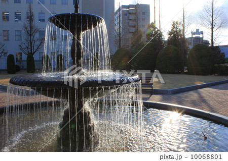 ノリタケの森の噴水 10068801