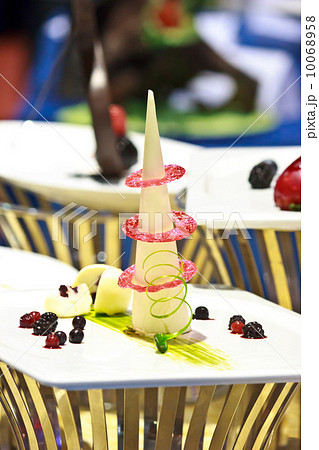 Delicious dessert 12 Delicious dessert 12 10068958