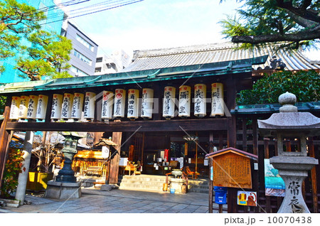 平等寺(因幡薬師)の「本堂」（京都市下京区不明門通松原上ル因幡堂町） 10070438