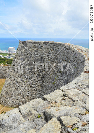 世界遺産 中城城跡（沖縄県中頭郡北中城村･中城村） 10071667