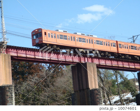 秩父鉄道1003鉄橋を渡る 10074601