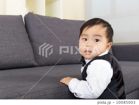 Little baby boy 10085003