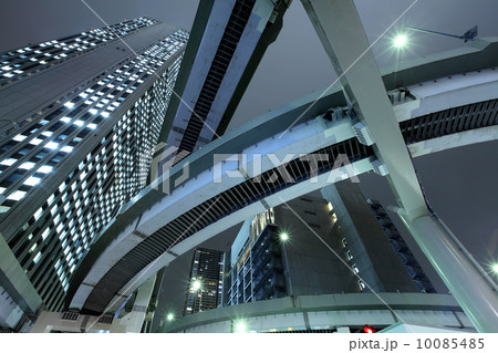 Transportation system in Tokyo 10085485