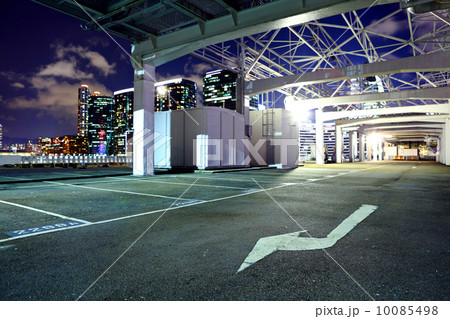 Outdoor parking lot Outdoor parking lot 10085498