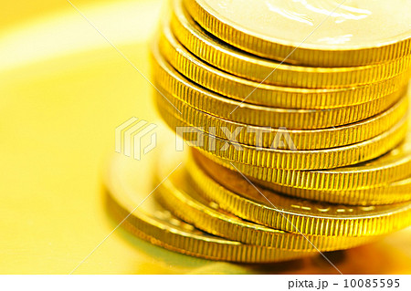 Gold coins close up Gold coins close up 10085595