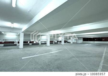 Parking lot 10085957
