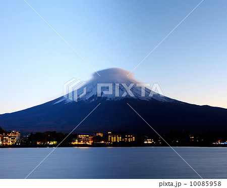 Mountain Fuji in Japan 10085958