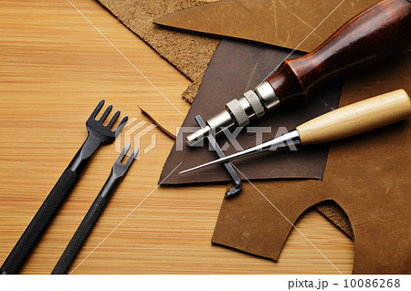 Leather equipment Leather equipment 10086268