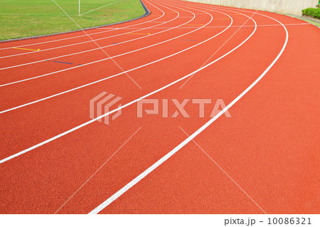 Running track 10086321