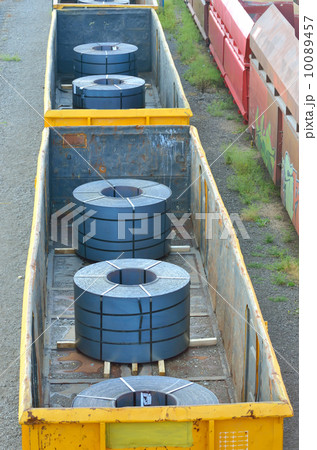 Cargo train platform with role steel Cargo train platform with role steel 10089457