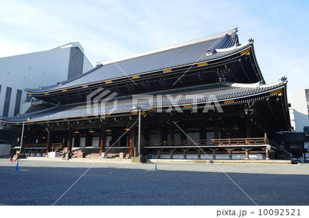 東本願寺の「御影堂」（京都府京都市下京区烏丸七条上ル常葉町） 10092521