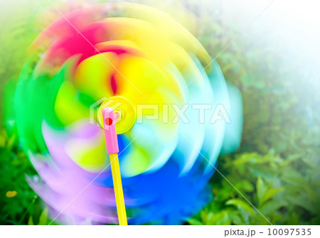 Colored spinning fun toy propeller 10097535