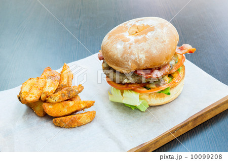 Cheese hamburger 10099208