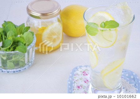 レモン水 10101662