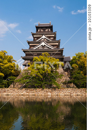 広島城　天守閣 10103309