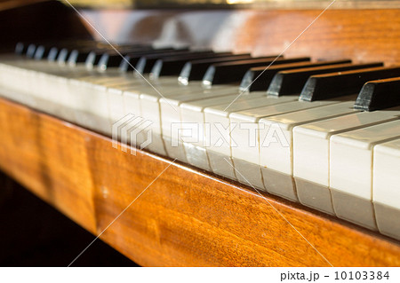 Keyboard of the Piano. Close up image Keyboard of the Piano. Close up image 10103384