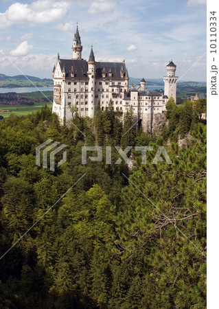 Neuschwanstein castle (Fussen, Germany) 10110334