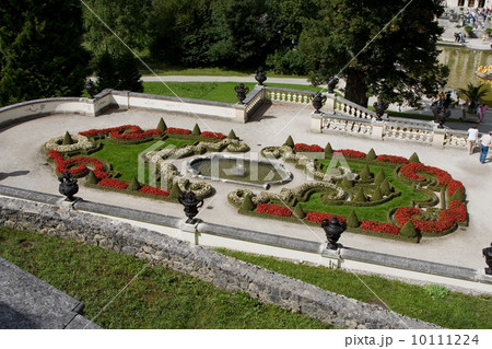 Garden of Linderhof Palace (southwest Bavaria, Germany) Garden of Linderhof Palace (southwest Bavaria, Germany) 10111224