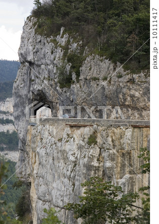 Road along the valley of Combe Laval (Vercors, France) 10111417