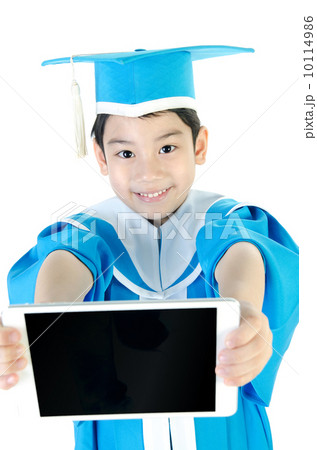 Asian Child with tablet computer 10114986