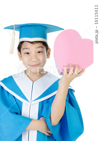 Asian Child with pink heart box Asian Child with pink heart box 10115011