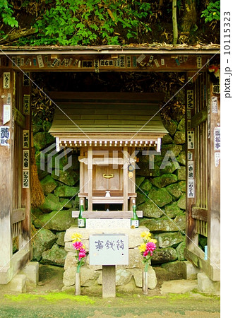 妻籠宿：おしゃごじさま　木曽路（中山道）Nakasendo (Edo-period Edo-Kyoto highway)  10115323