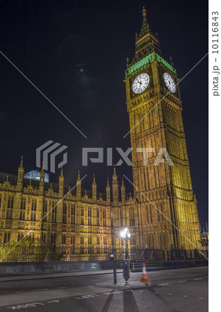 ロンドンビッグベンの夜景 10116843