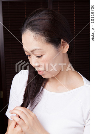 40代女性の髪の悩み 10119706