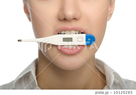 Female doctor clamped a thermometer 10120265