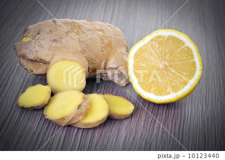Ginger and Lemon Ginger and Lemon 10123440